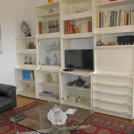 Bed & Breakfast Elisa Quartu SantʼElena